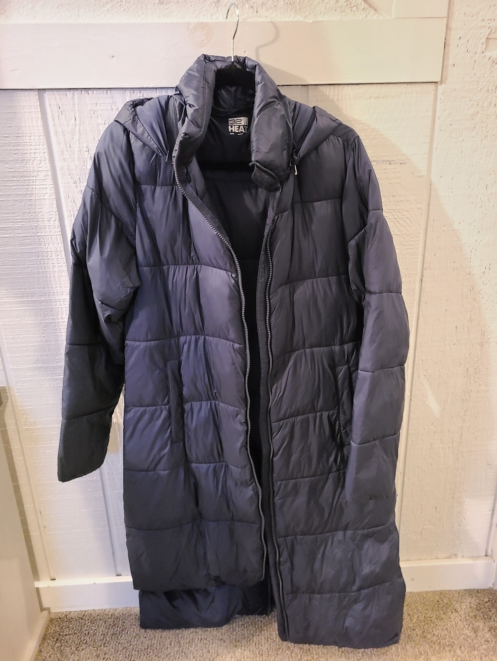 Long 32 Degrees Heat Insulated Jacket in Navy